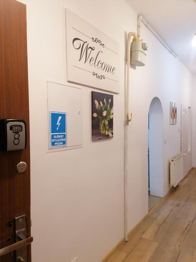 Hostel Tulip - Pokój 4 ze wspólną łazienką i kuchnią Szczecin Zewnętrze zdjęcie